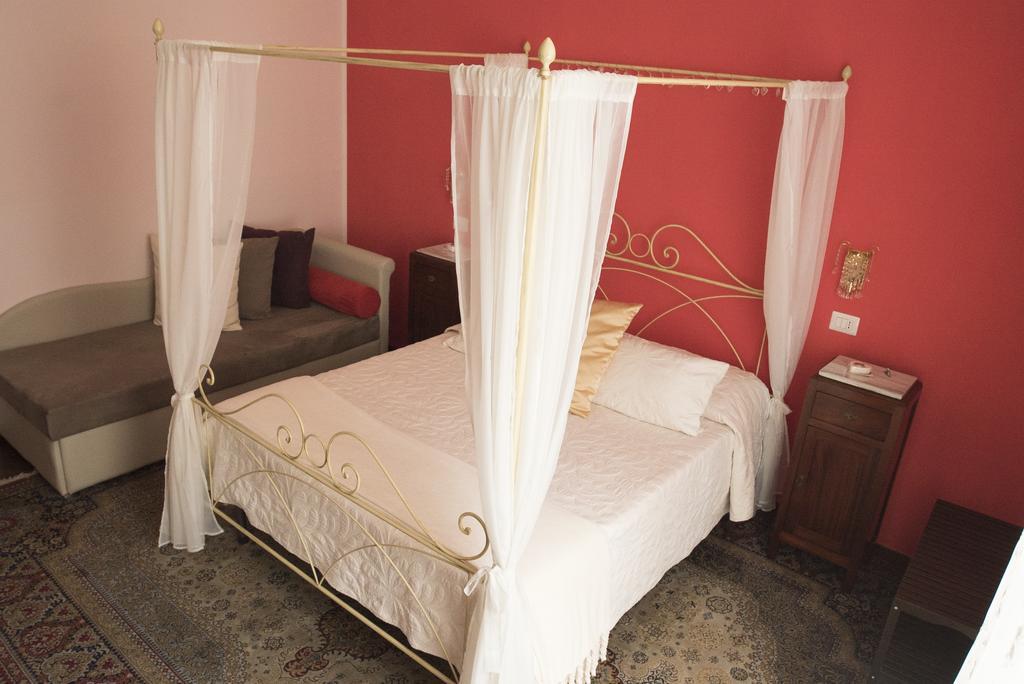 B&B Domus Garibaldi Salerno Eksteriør bilde