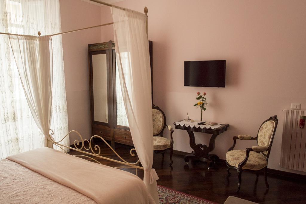 B&B Domus Garibaldi Salerno Eksteriør bilde