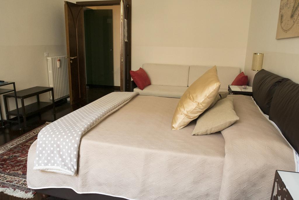 B&B Domus Garibaldi Salerno Eksteriør bilde
