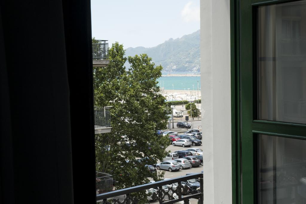 B&B Domus Garibaldi Salerno Eksteriør bilde