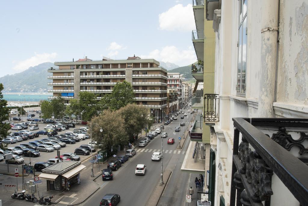 B&B Domus Garibaldi Salerno Eksteriør bilde